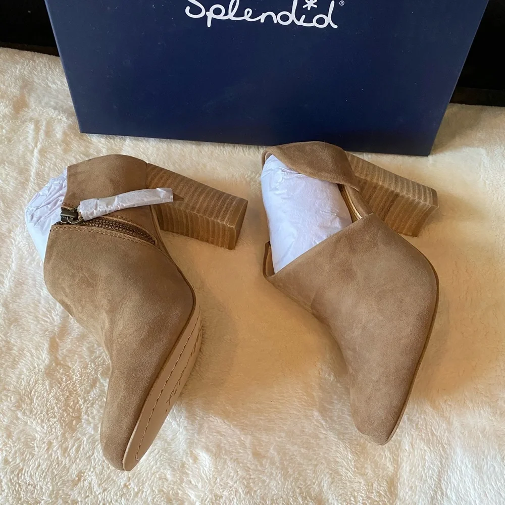 🔥SALE🔥SPLENDID HIBISCUS SUEDE ANKLE BOOTIES